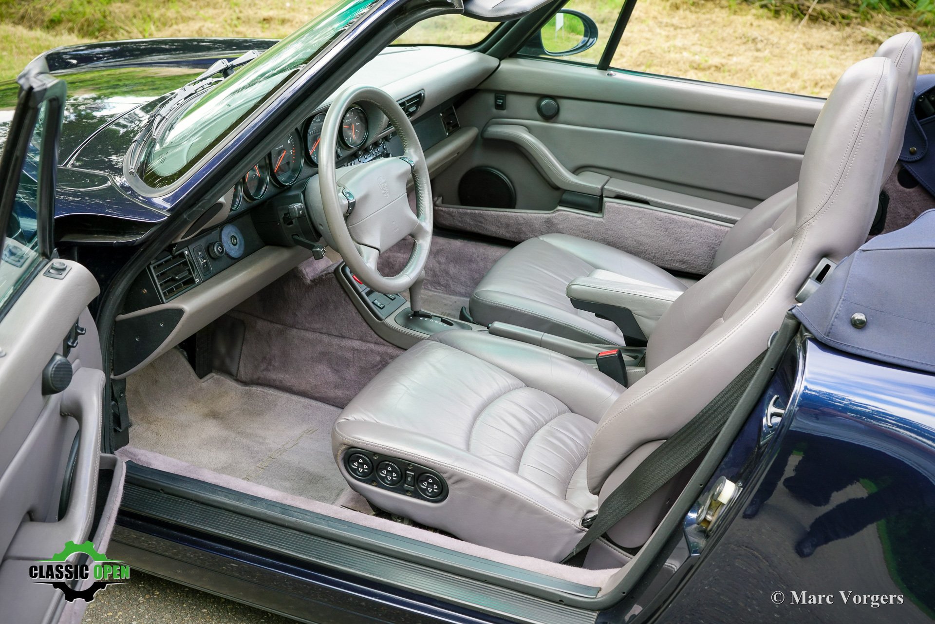 Porsche 911 (993) Cabriolet Carerra 2