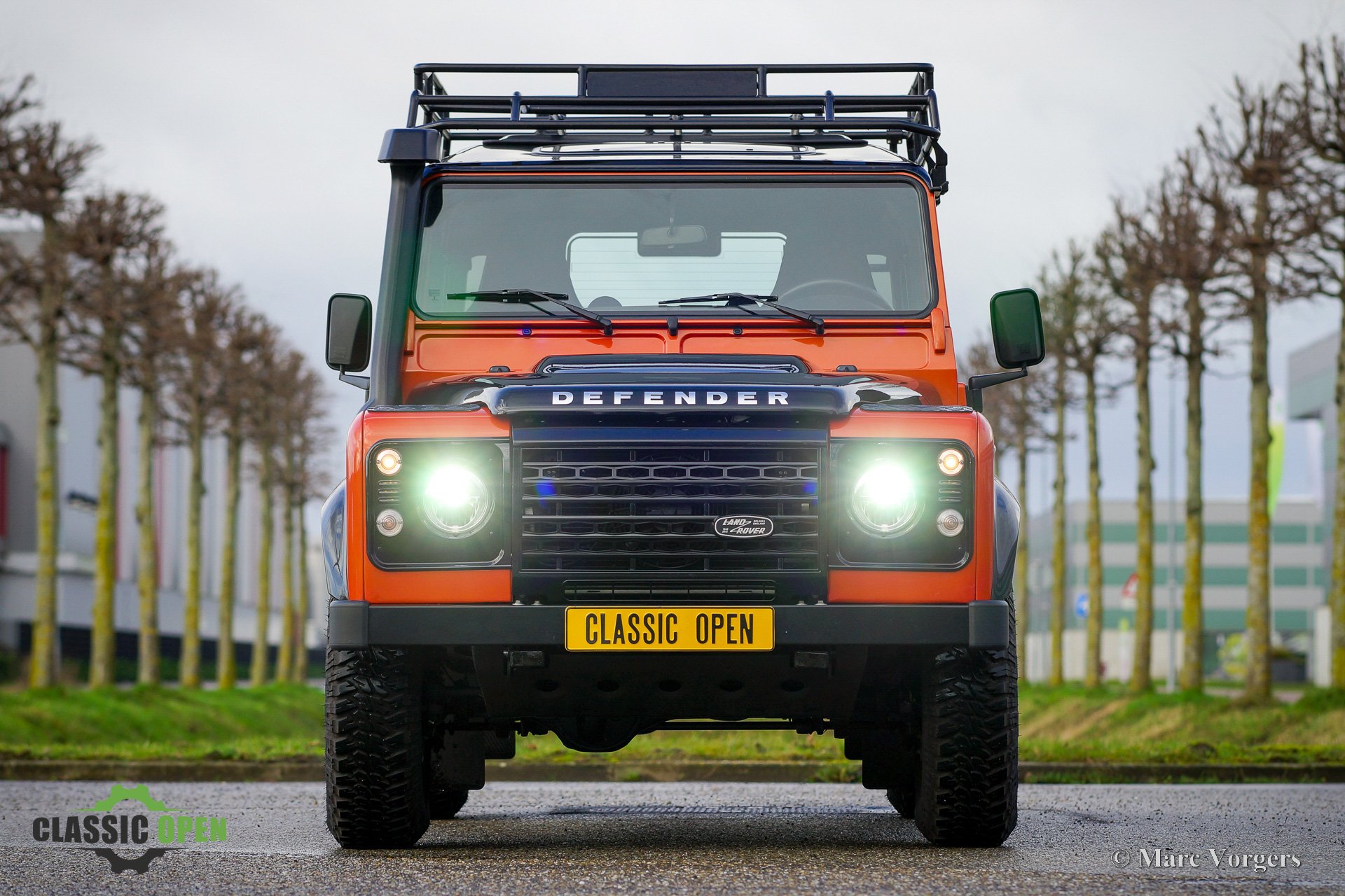 Land Rover Defender 90 Adventure Edition