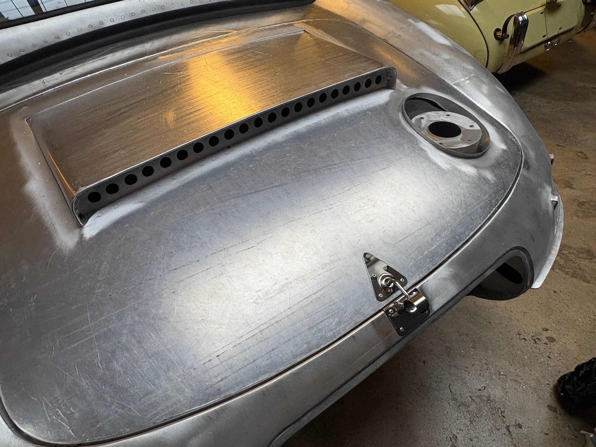 Jaguar E-type Lightweight Project