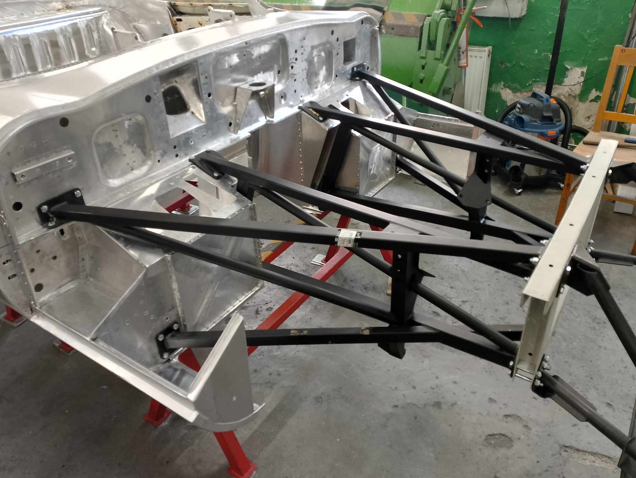 Jaguar E-type Lightweight Project