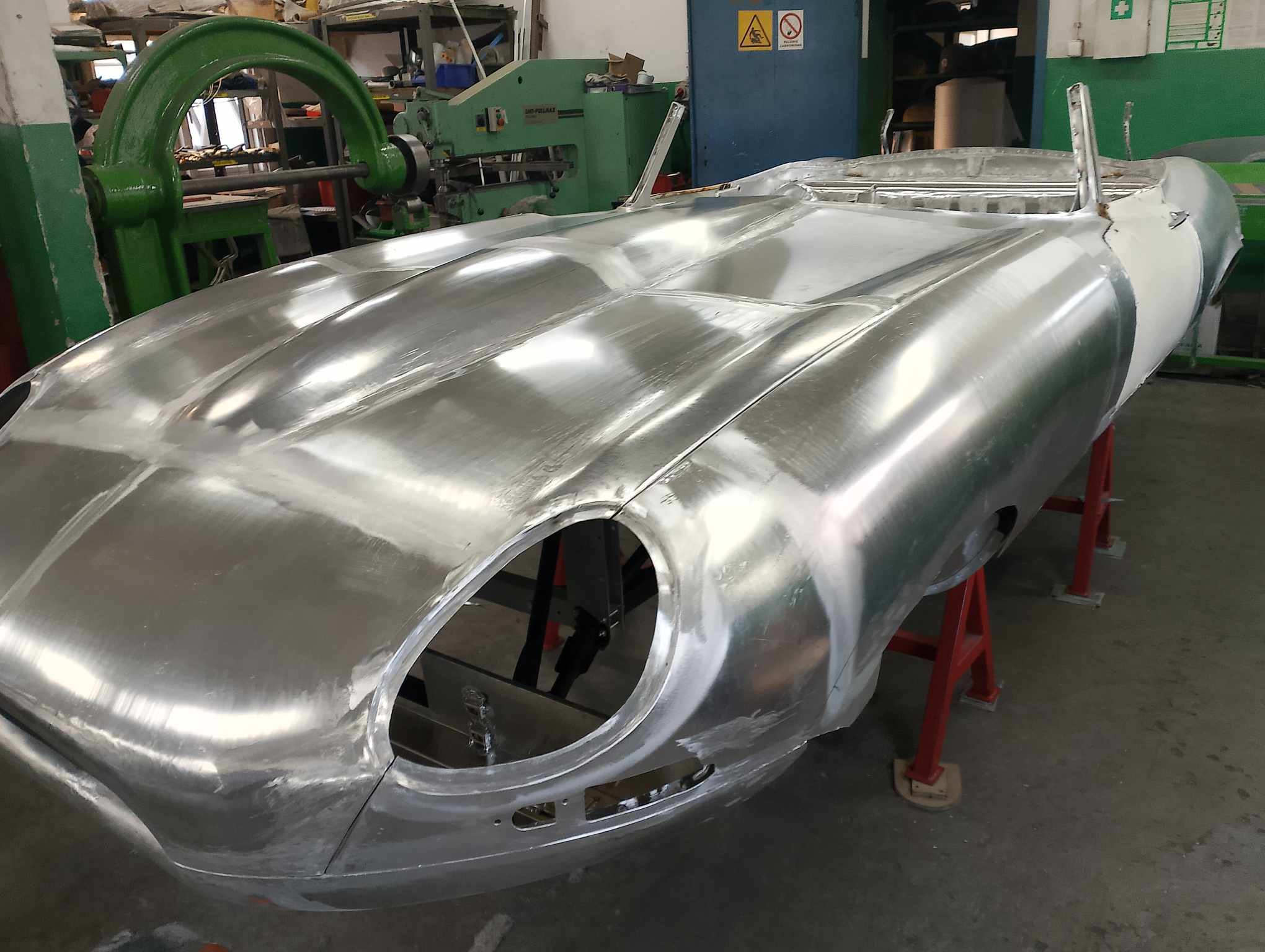 Jaguar E-type Lightweight Project