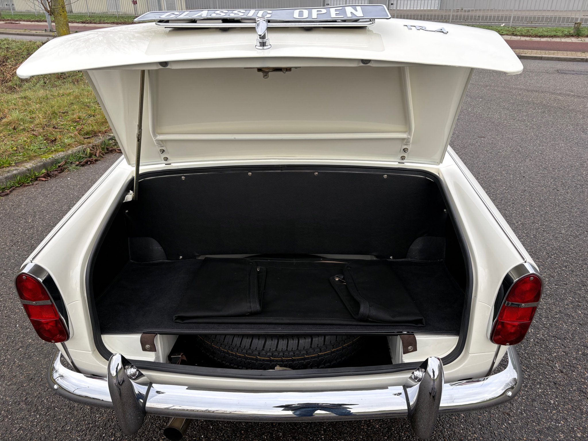 Triumph TR4 Surrey Top Overdrive