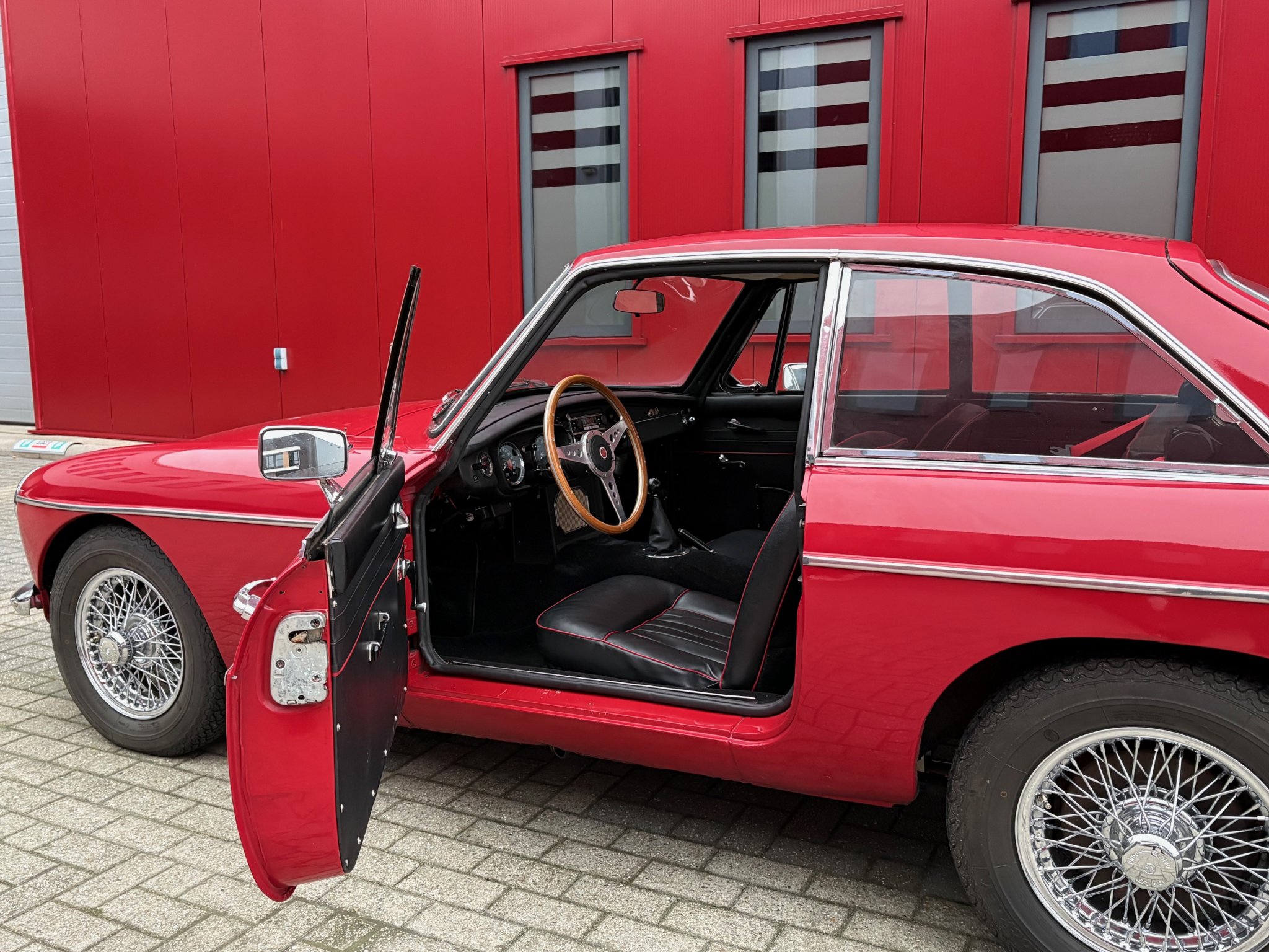 MG MGB GT 1800 Power-Steering