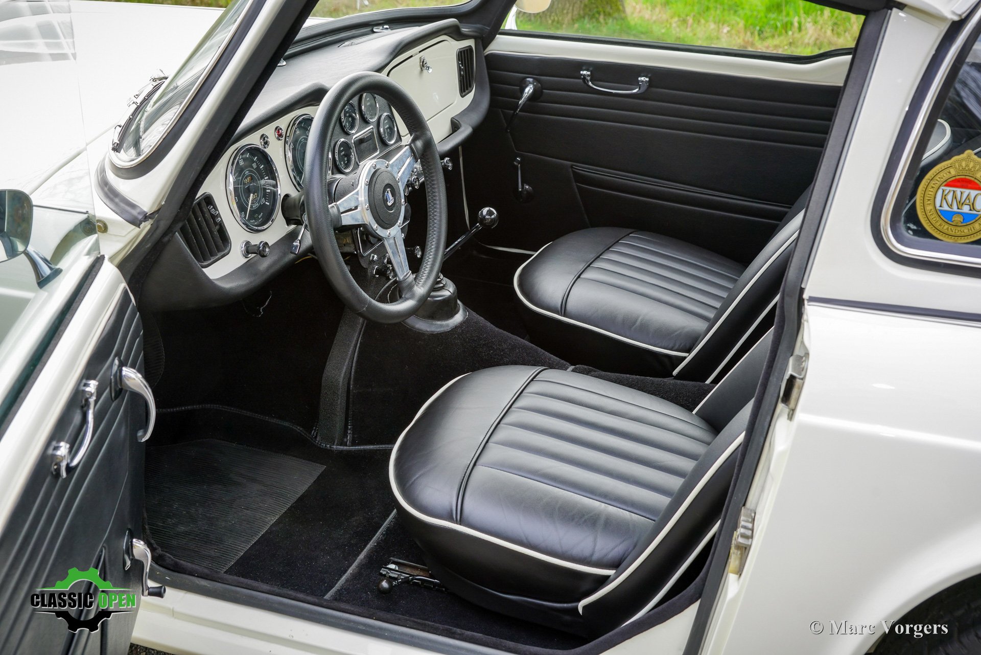 Triumph  TR4 Surrey Top 