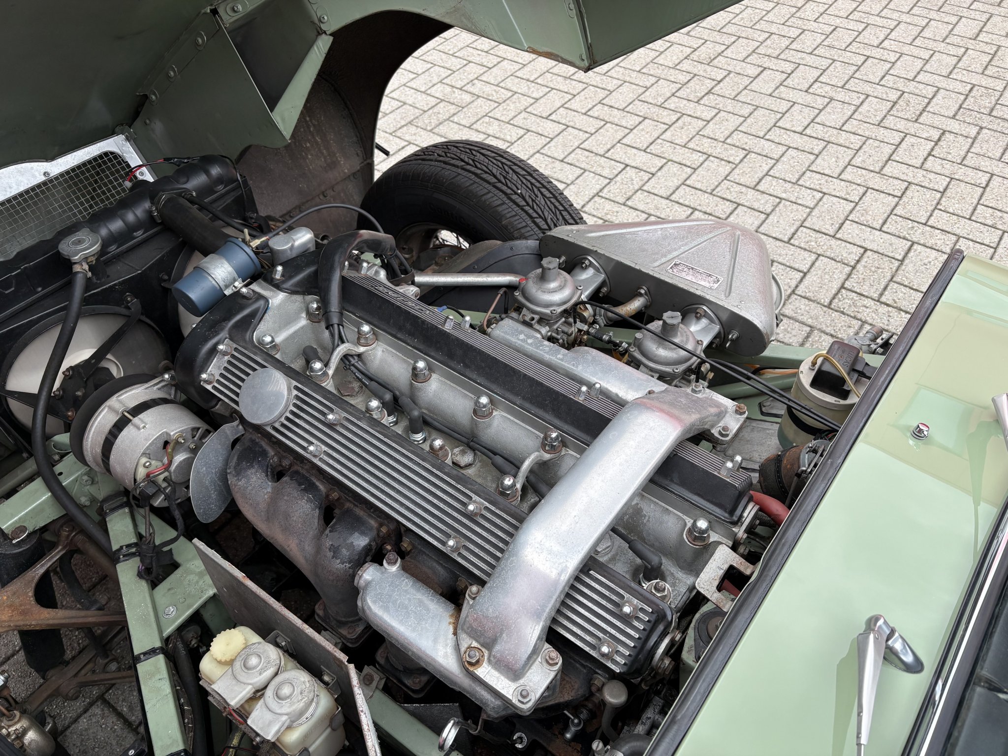 Jaguar E-type 4.2 Roadster