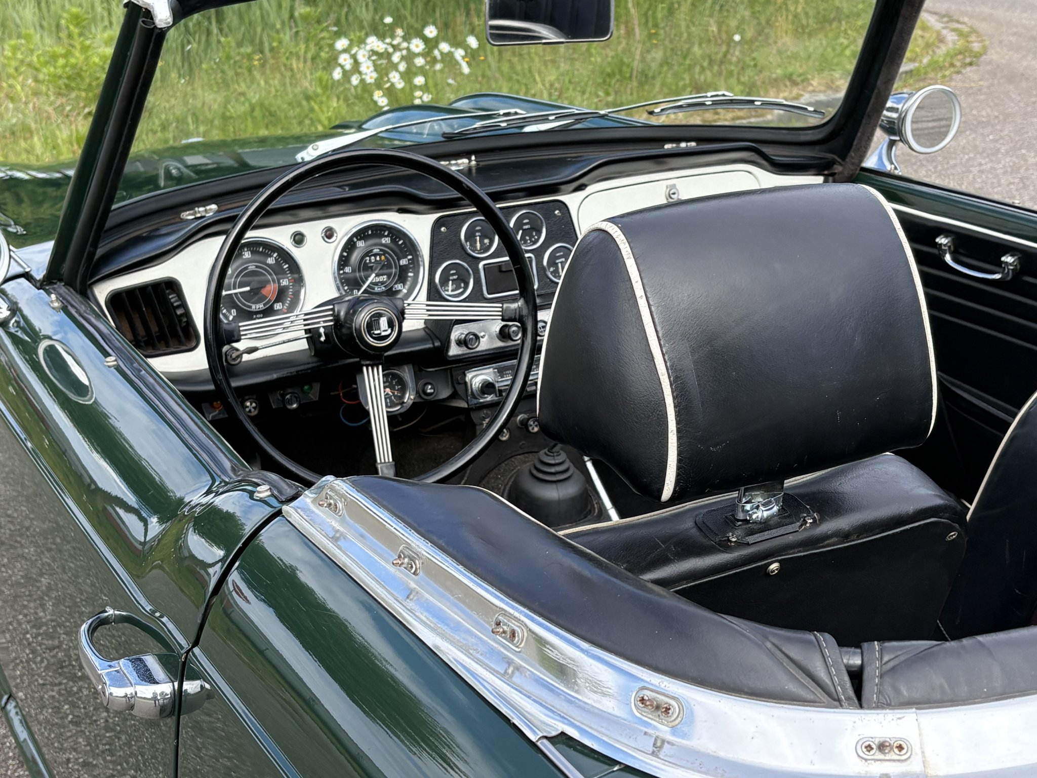 Triumph TR4