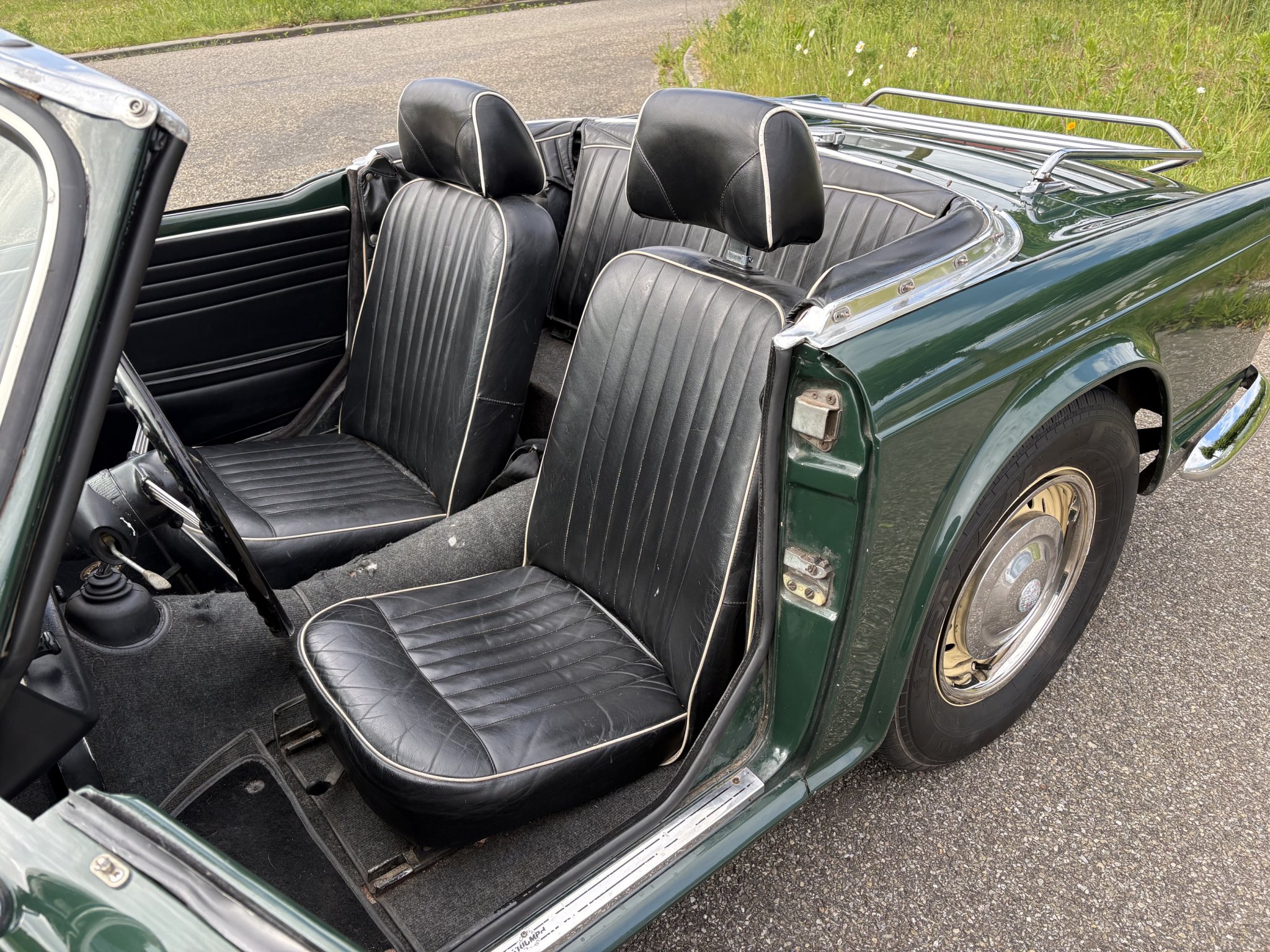 Triumph TR4
