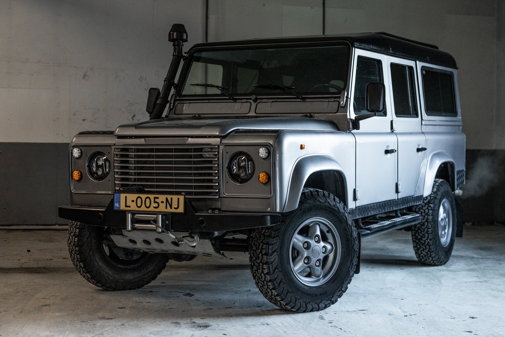 Land Rover Defender 110 V8 Automatic