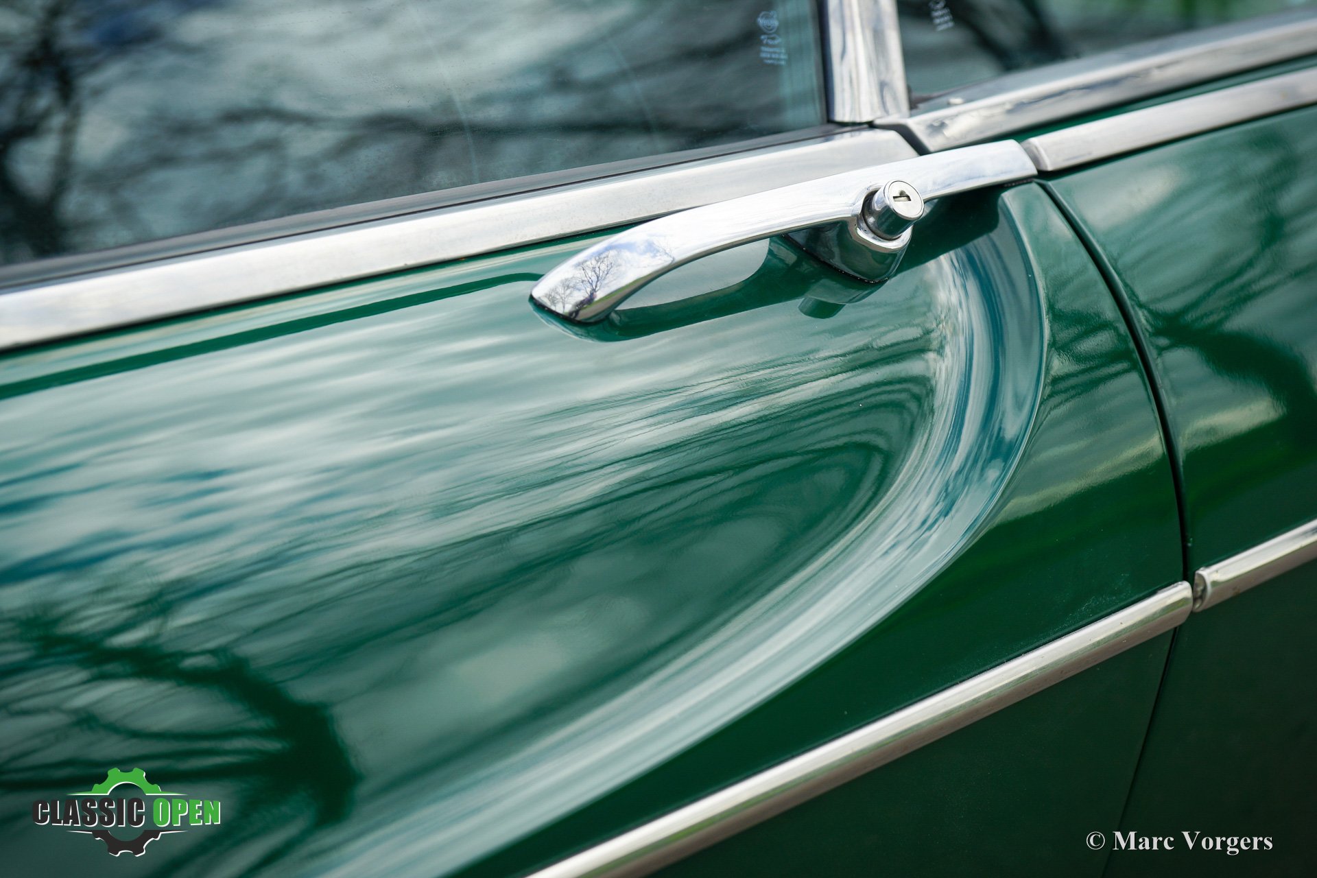 Volvo P1800ES Overdrive