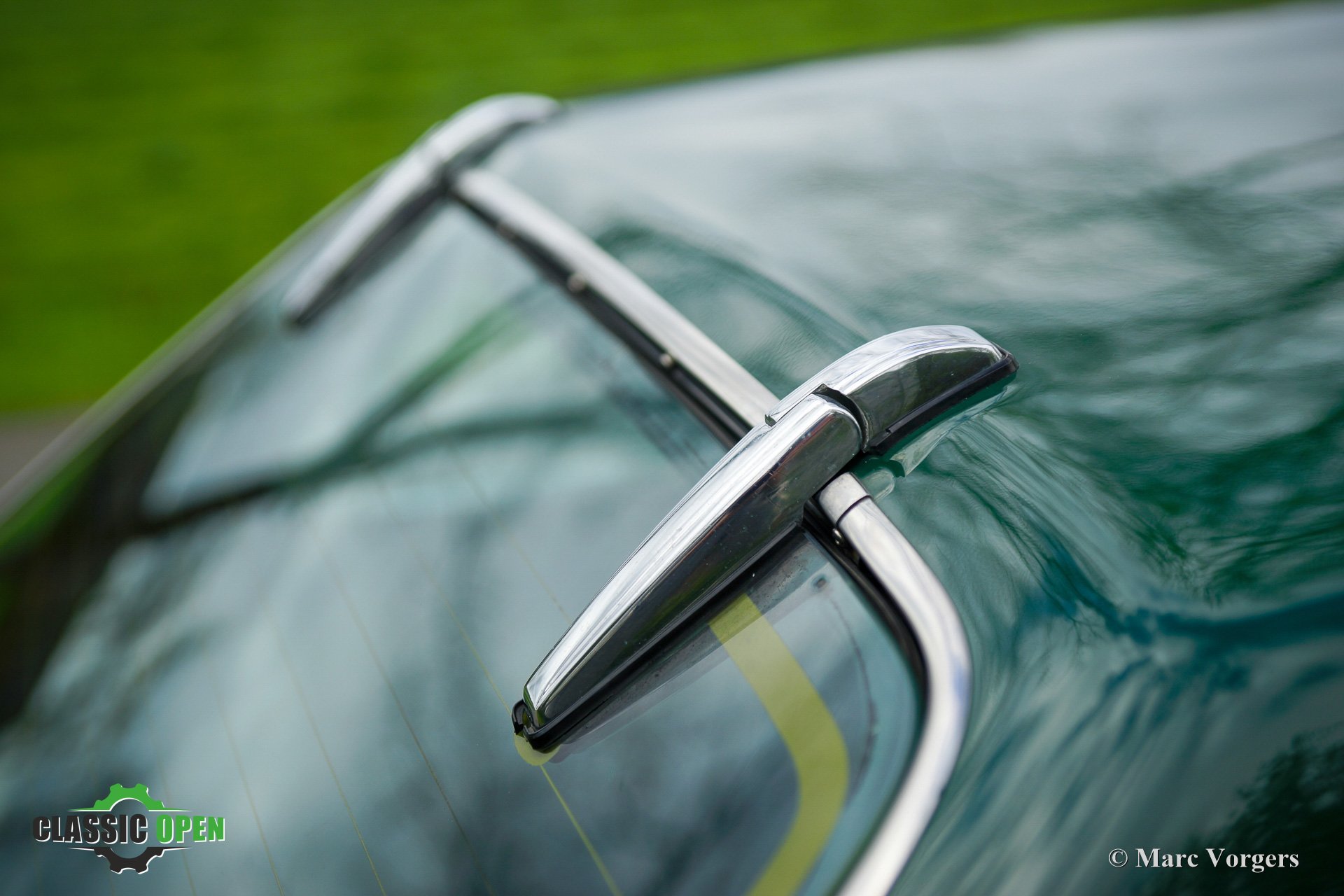 Volvo P1800ES Overdrive