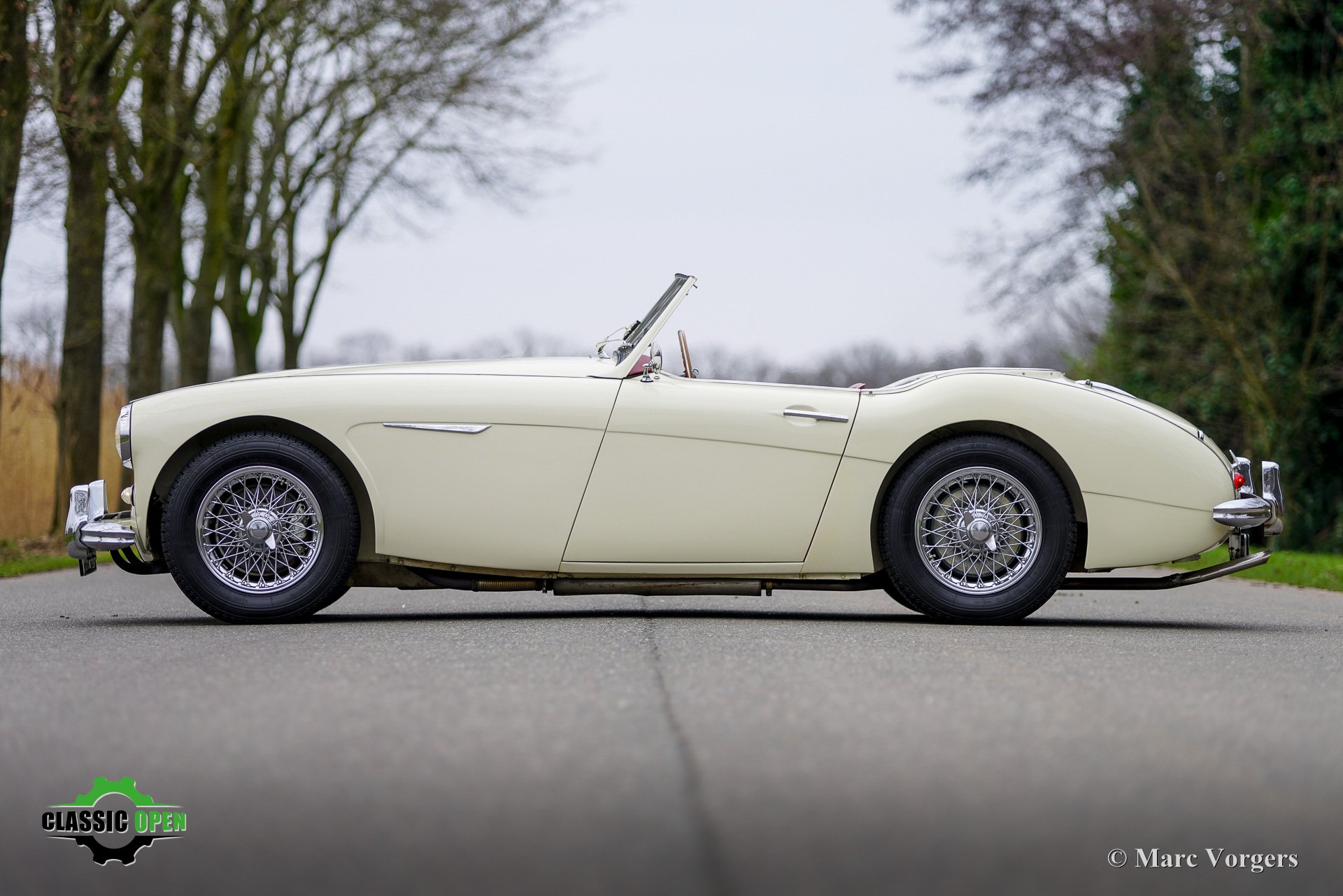 Austin Healey 3000 Mk2 BT7 tri-carb